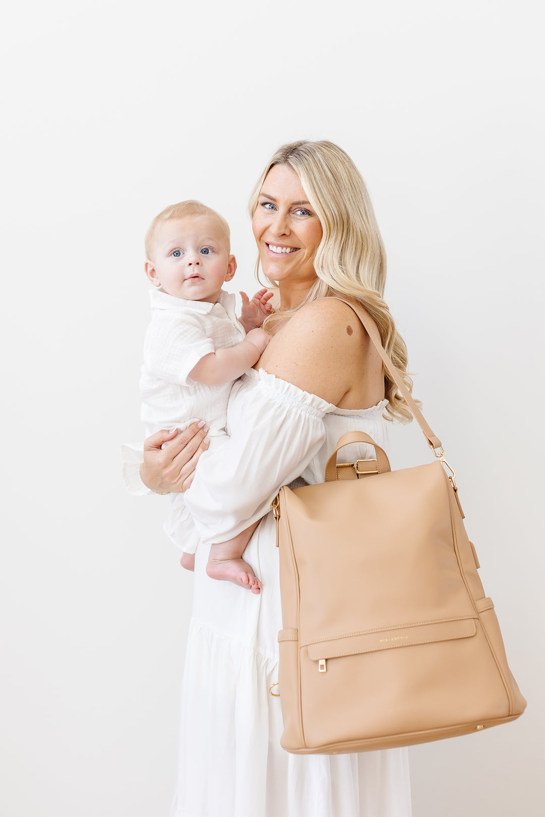 The Mia Diaper Bag – Mia + Sophia display picture 1